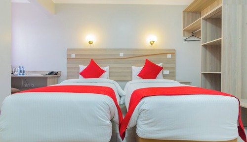 Standard Twin Room