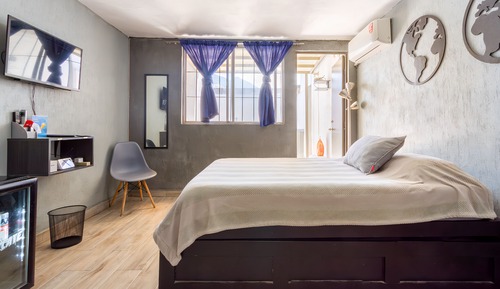 Comfort Room, Multiple Beds