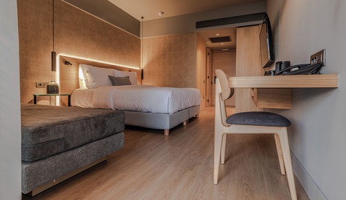 Comfort Triple Room
