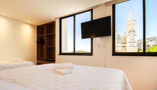 Suite, Non Smoking, City View