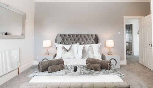 Luxury Apartment, 2 Bedrooms, Jetted Tub, Garden View