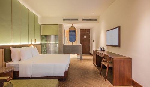 Executive Pool View Double Room