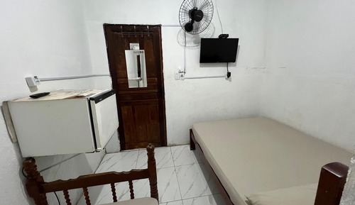 Economy Triple Room