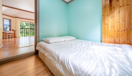 Basic Room, 3 Bedrooms (jeonwon 13 teugsil)