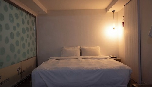 Annex B Building - King Room