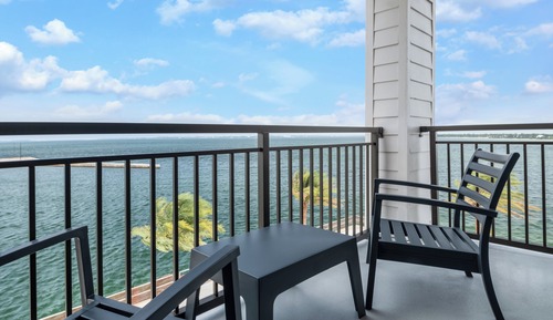 Premium Room, 2 Queen Beds, Accessible, Non Smoking (Comm, Balcony)