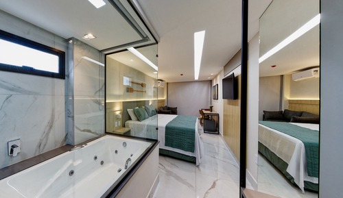 Deluxe Studio Suite, 2 Bedrooms, Beach View