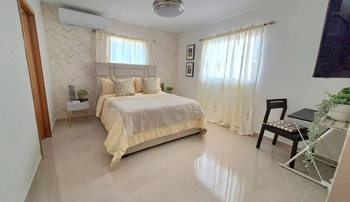 Apartment, 4 Bedrooms, Accessible, Smoking