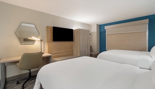 Suite, 2 Queen Beds (Extra Floor Space)