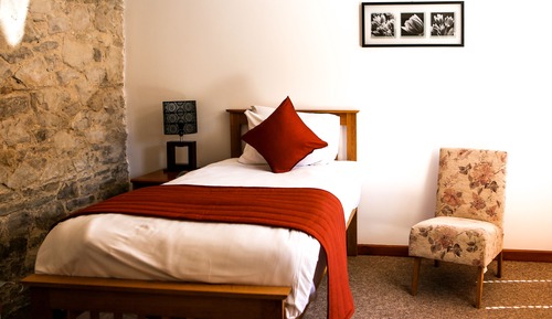 Deluxe Single Room