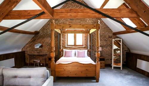 Honeymoon Room
