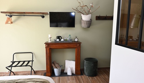 Room (Dreuille)