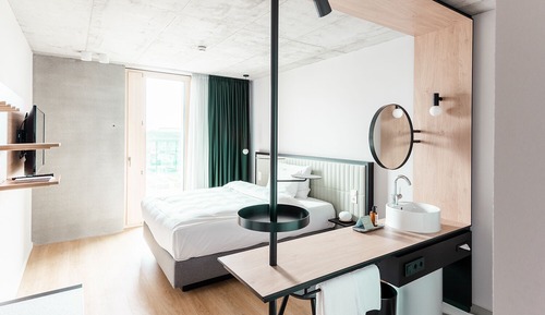 Comfort Room, 1 Queen Bed, Non Smoking