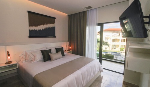 Presidential Suite, City View