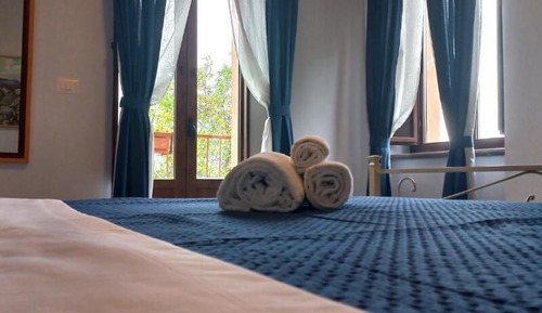 Family Room, 2 Bedrooms, Non Smoking, Mountain View