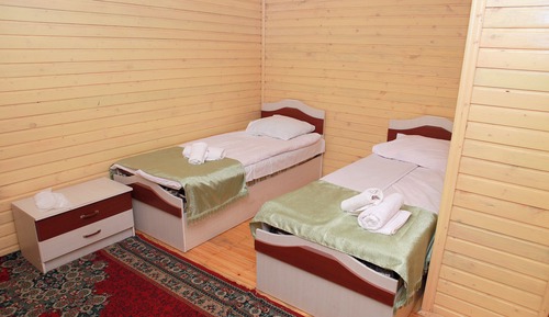 Economy Room, Mountain View