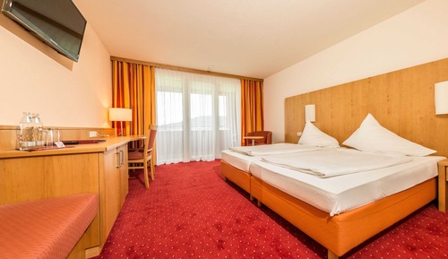 Comfort Double Room, Balcony, Golf View