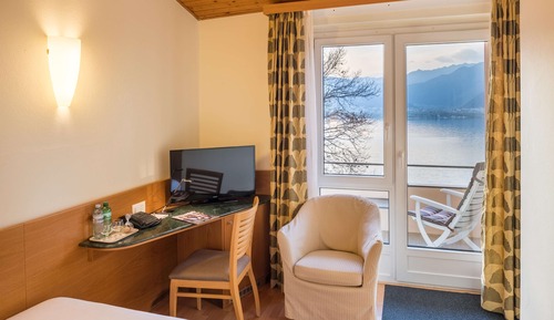Small Grandlit Double Room mit Balkon oder Terrasse