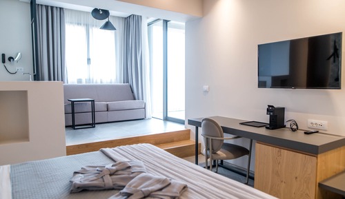 Deluxe Suite