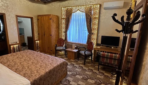 Signature Triple Room, Kitchenette