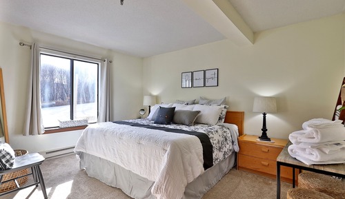 Condo, 3 Bedrooms