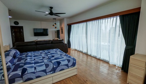 Luxury Studio