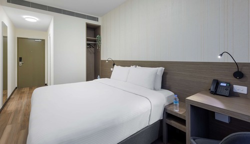 Executive Room, 1 King Bed, Non Smoking
