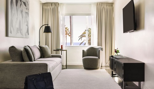 Premier Suite, 1 King Bed with Sofa bed