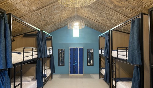 12 Bed Dorm