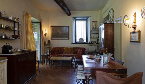 Villa, Smoking
