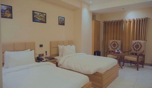 Standard Twin Room