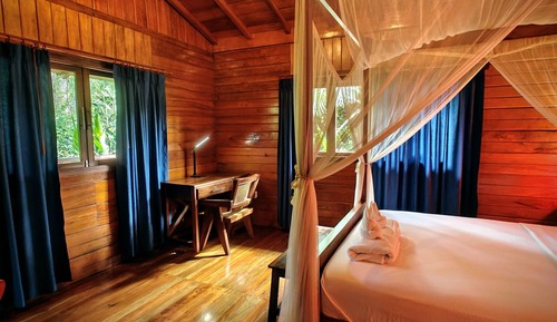 Luxury Chalet, 2 Bedrooms, Non Smoking (Saudade - 2)