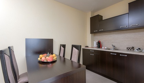 Deluxe Studio Suite
