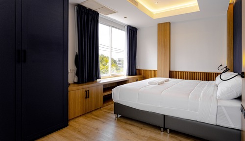 One Bedroom Suite