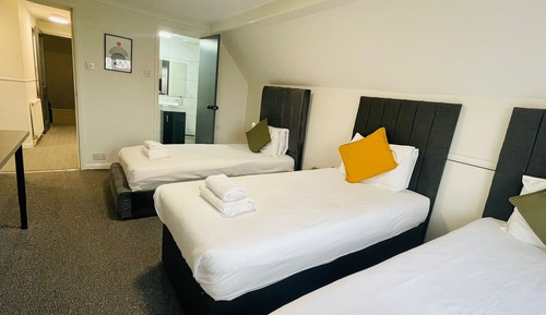 Deluxe Triple Room