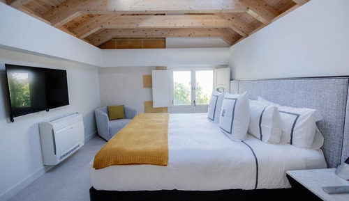 Double Room (Loft Suite)