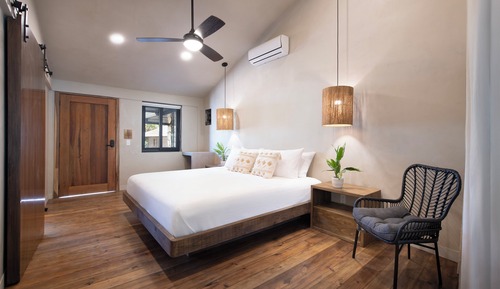 Deluxe Room, 1 Bedroom, Terrace, Partial Sea View