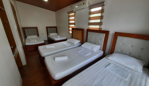 Business Room, 2 Bedrooms