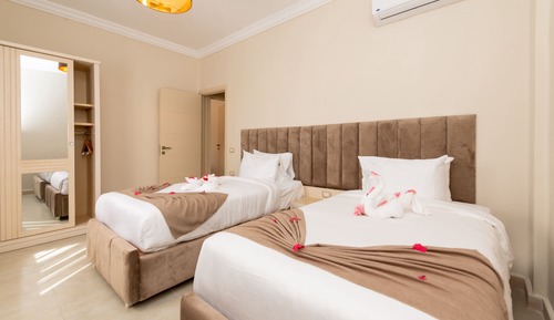 Suite, 1 Bedroom, Poolside