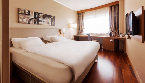 Superior Room, River View