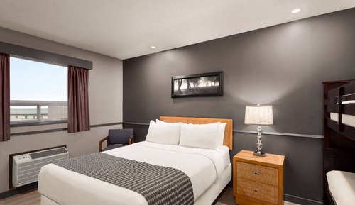 Family Room, Multiple Beds, Non Smoking