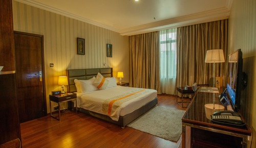 Standard King Room