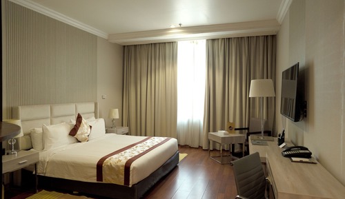 Deluxe King Room