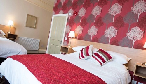 Standard Suite, Ensuite, Partial Sea View