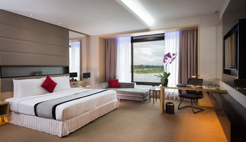 Deluxe Room, 1 King Bed, Accessible