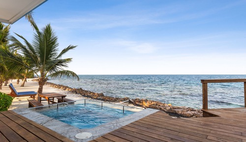 Oceanfront Villa Suite w/ Private Pool