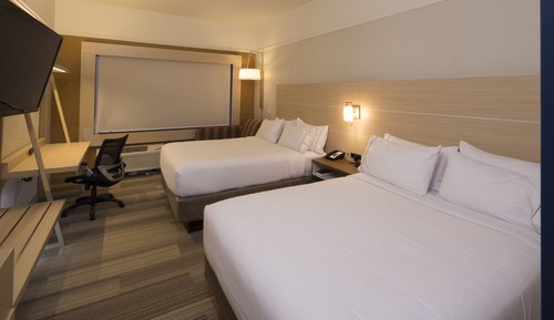 Suite, 2 Queen Beds, Accessible (Mobility, Accessible Tub)