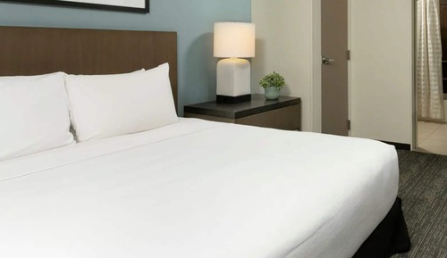 Studio Suite, 1 King Bed, Accessible, Bathtub