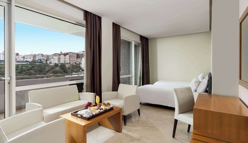 Suite, Multiple Beds, Partial Sea View (Mohammed V Site)