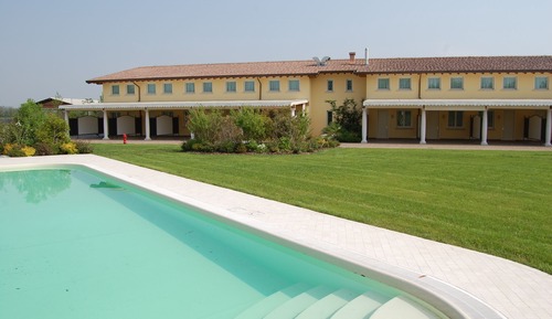 Matrimoniale Piano Terra Vista Piscina